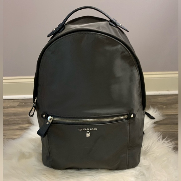 Michael Kors Kelsey Black Large Nylon Backpack - Picture 1 of 7